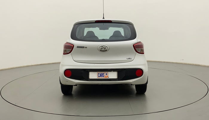 2017 Hyundai Grand i10 MAGNA 1.2 KAPPA VTVT, Petrol, Manual, 40,795 km, Back/Rear
