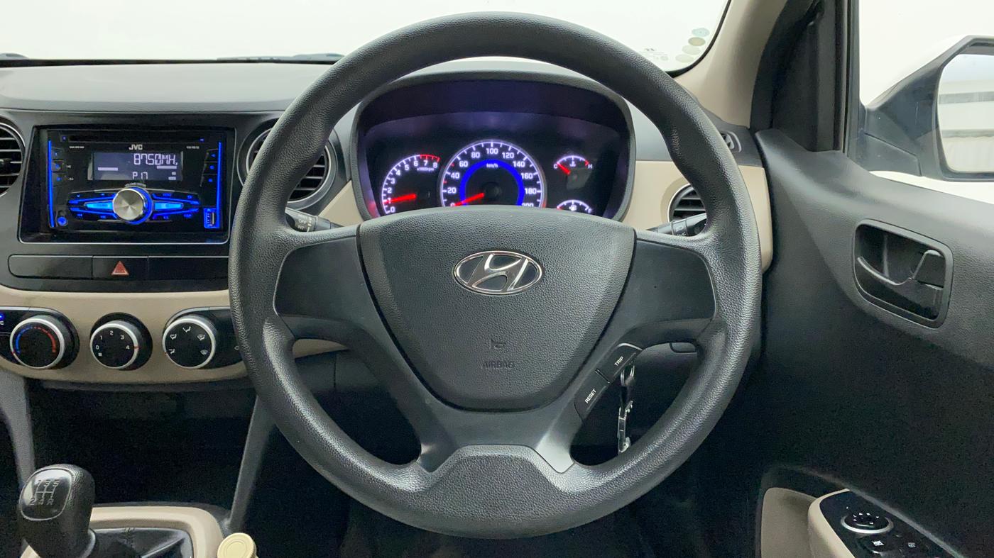 2017 Hyundai Grand i10 MAGNA 1.2 KAPPA VTVT, Petrol, Manual, 40,795 km, Steering Wheel Close Up