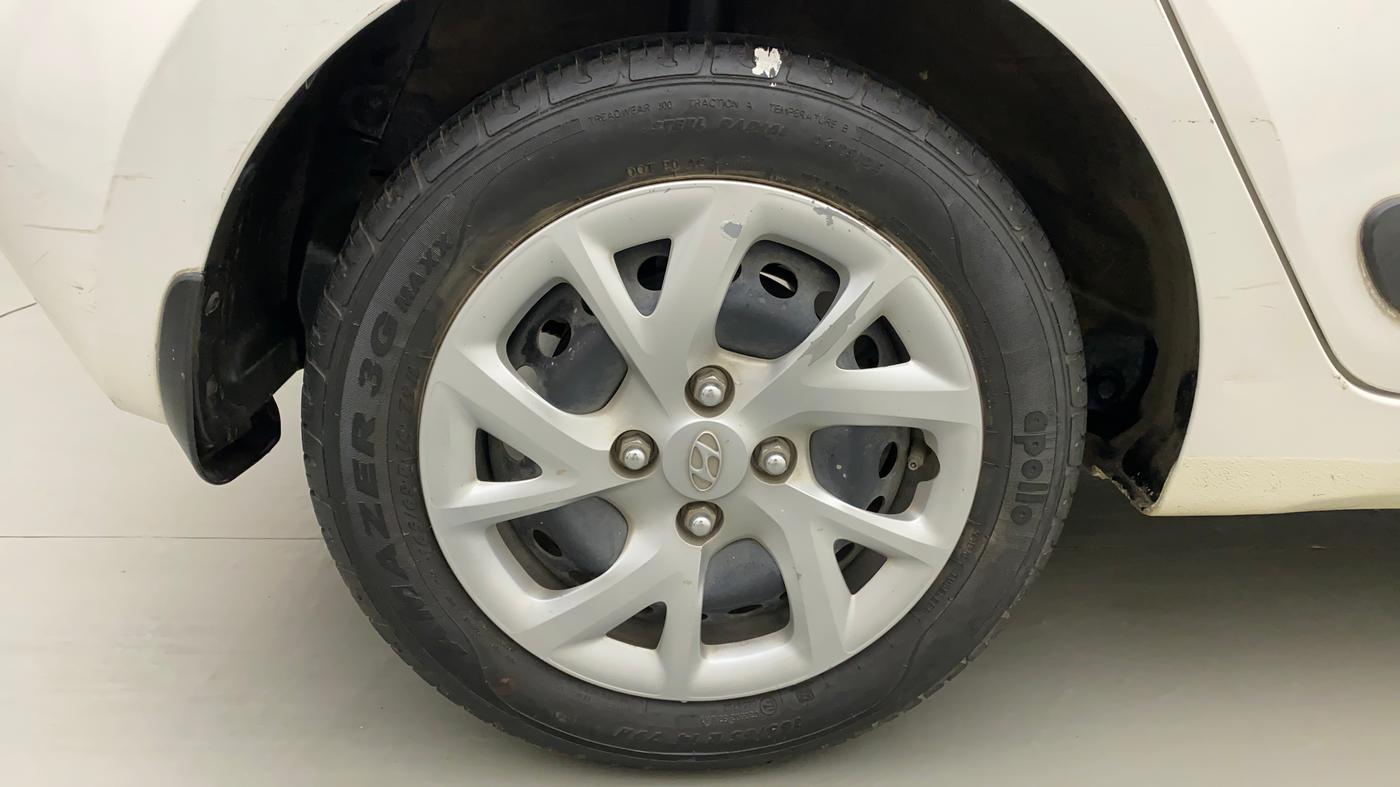 2017 Hyundai Grand i10 MAGNA 1.2 KAPPA VTVT, Petrol, Manual, 40,795 km, Right Rear Wheel