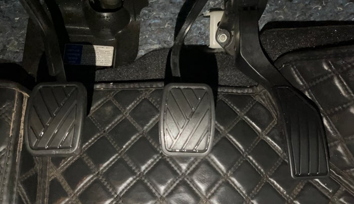 2021 Maruti Vitara Brezza LXI, Petrol, Manual, 12,846 km, Pedals