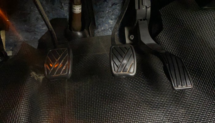 2022 Toyota URBAN CRUISER HIGH GRADE MT, Petrol, Manual, 30,502 km, Pedals