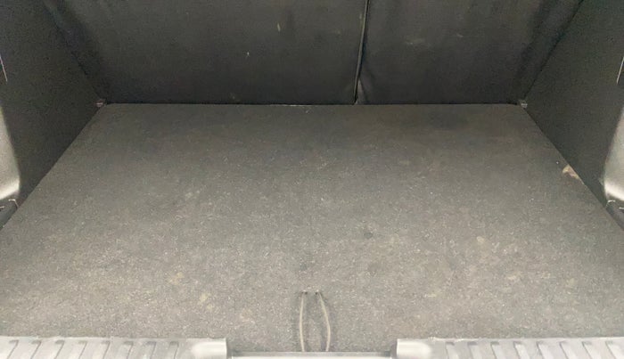 2022 Toyota URBAN CRUISER HIGH GRADE MT, Petrol, Manual, 30,502 km, Boot Inside