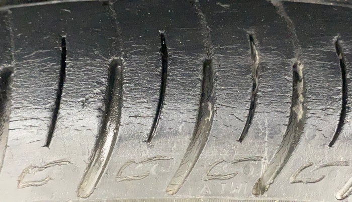 2022 Toyota URBAN CRUISER HIGH GRADE MT, Petrol, Manual, 30,502 km, Left Front Tyre Tread