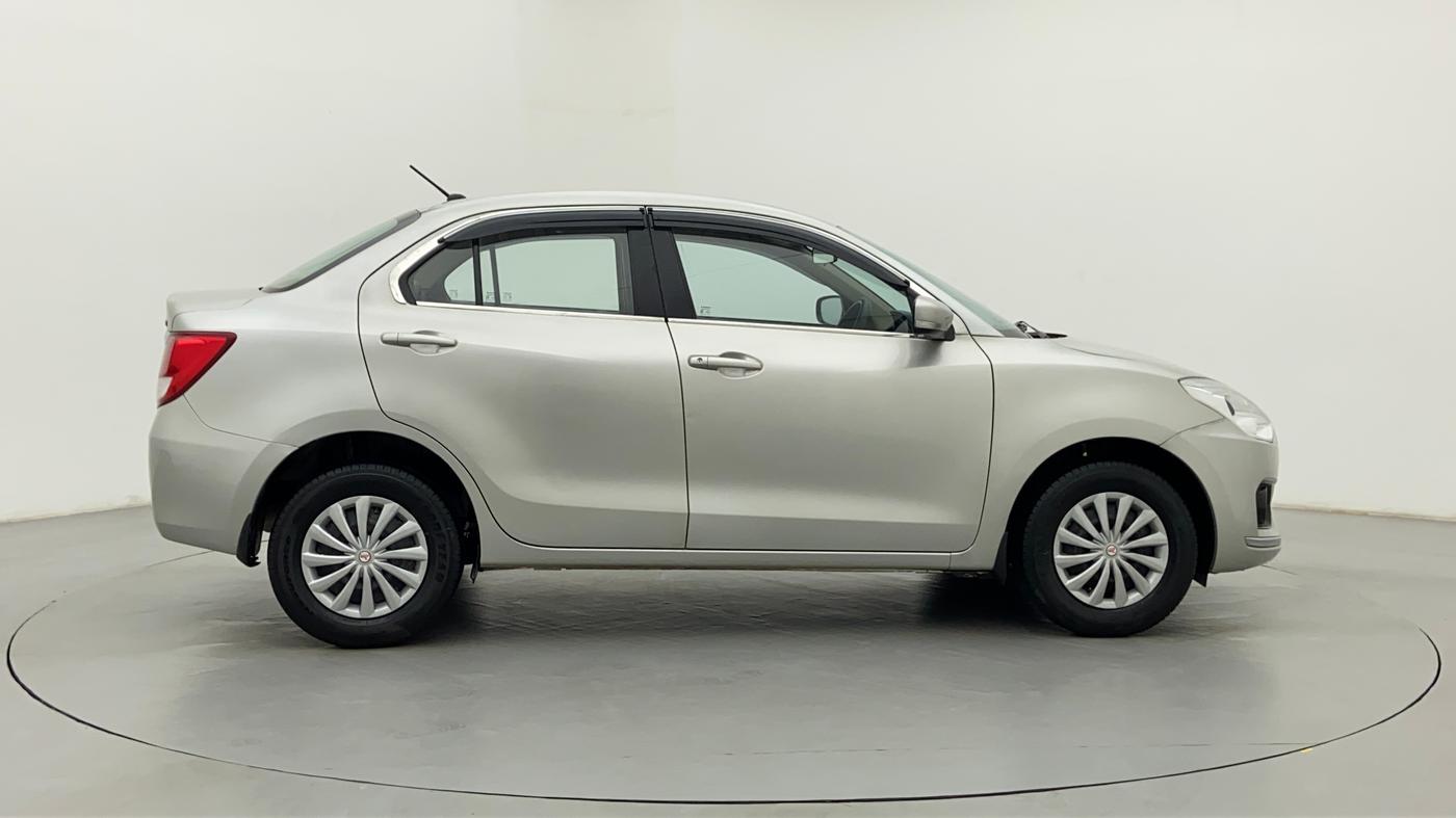 2017 Maruti Dzire VDI, Diesel, Manual, 1,10,688 km, Right Side View