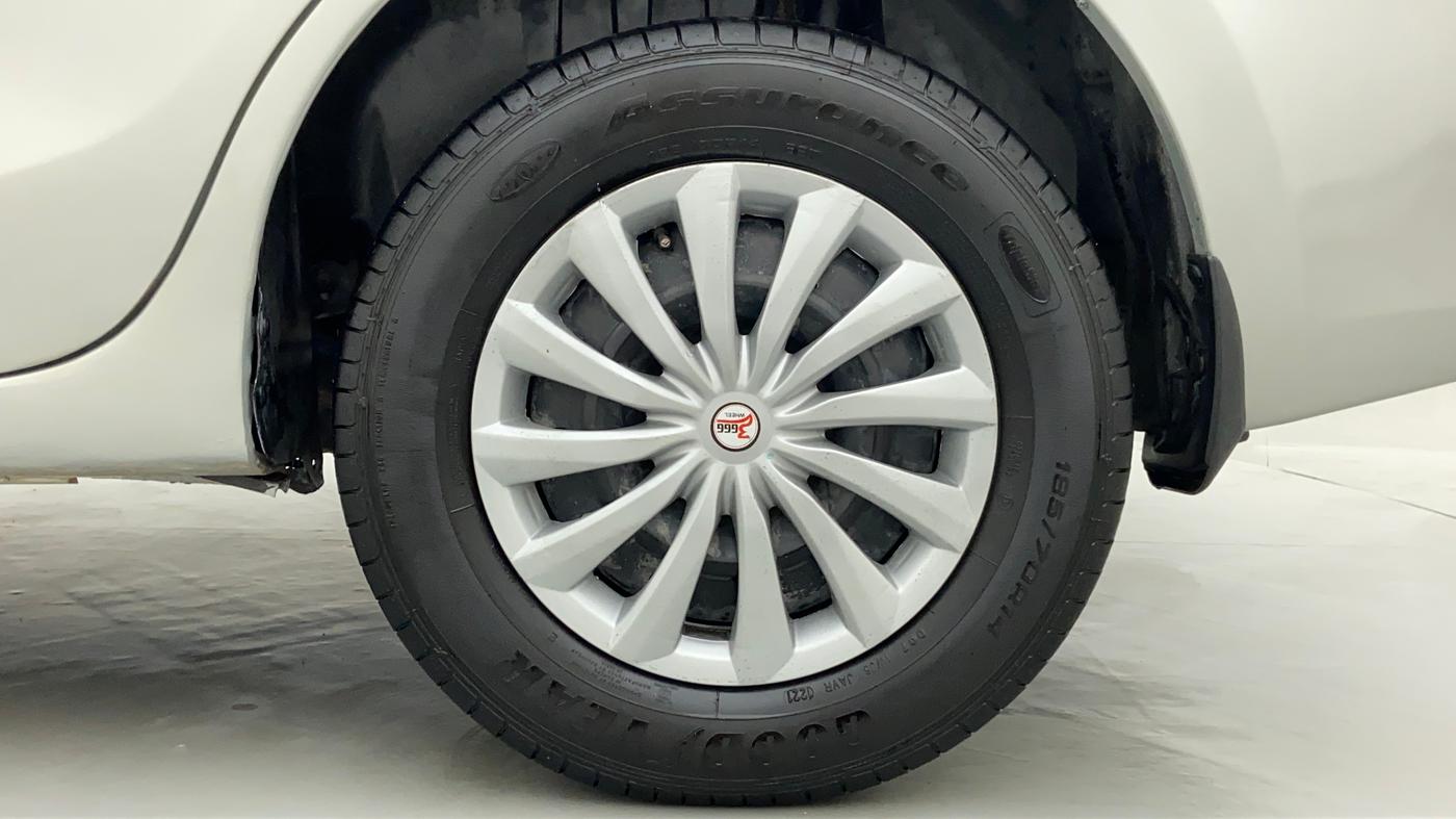 2017 Maruti Dzire VDI, Diesel, Manual, 1,10,688 km, Left Rear Wheel