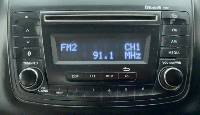 2017 Maruti Dzire VDI, Diesel, Manual, 1,10,688 km, Infotainment System