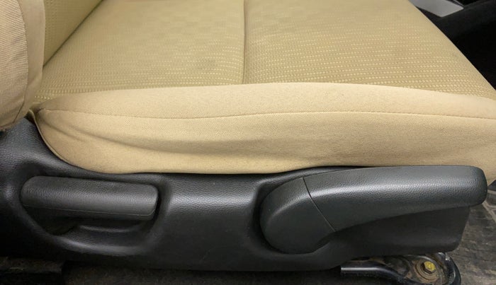 2015 Honda Jazz 1.5L I-DTEC V, Diesel, Manual, 73,877 km, Driver Side Adjustment Panel