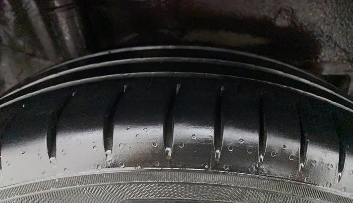 2015 Honda Jazz 1.5L I-DTEC V, Diesel, Manual, 73,877 km, Right Rear Tyre Tread