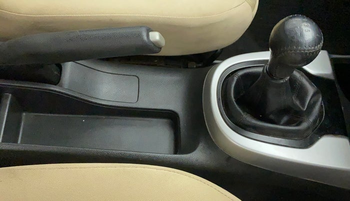 2015 Honda Jazz 1.5L I-DTEC V, Diesel, Manual, 73,877 km, Gear Lever