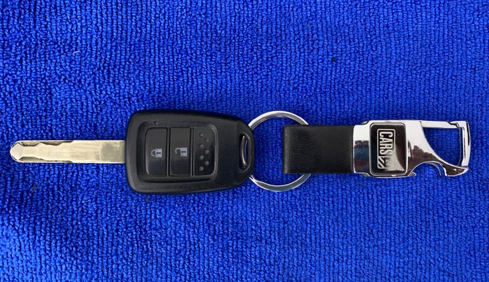 2015 Honda Jazz 1.5L I-DTEC V, Diesel, Manual, 73,877 km, Key Close Up