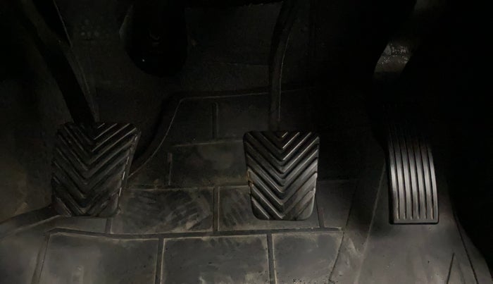 2022 Hyundai VENUE SX 1.5 (O) EXECUTIVE CRDI, Diesel, Manual, 16,509 km, Pedals