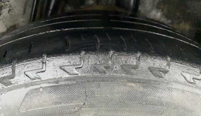 2017 Honda WR-V 1.2 i-VTEC VX MT, Petrol, Manual, 59,568 km, Left Rear Tyre Tread