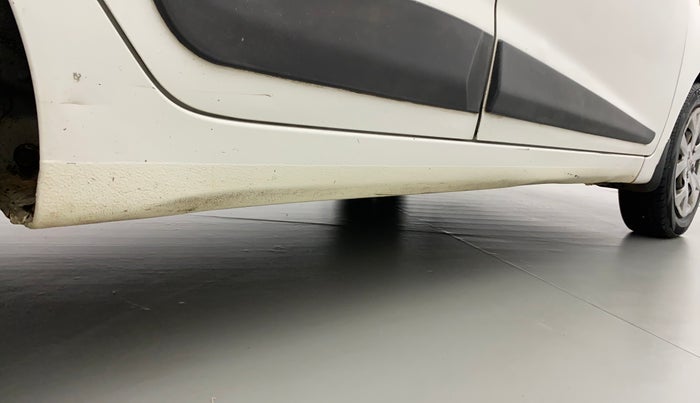 2016 Hyundai Grand i10 MAGNA 1.2 KAPPA VTVT, Petrol, Manual, 64,160 km, Right running board - Paint is slightly faded