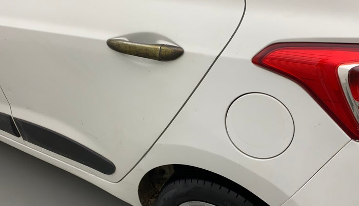 2016 Hyundai Grand i10 MAGNA 1.2 KAPPA VTVT, Petrol, Manual, 64,160 km, Left quarter panel - Minor scratches