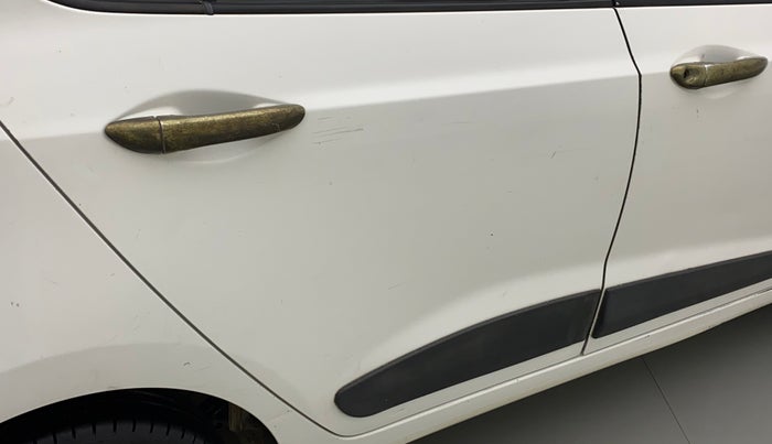 2016 Hyundai Grand i10 MAGNA 1.2 KAPPA VTVT, Petrol, Manual, 64,160 km, Right rear door - Slightly rusted