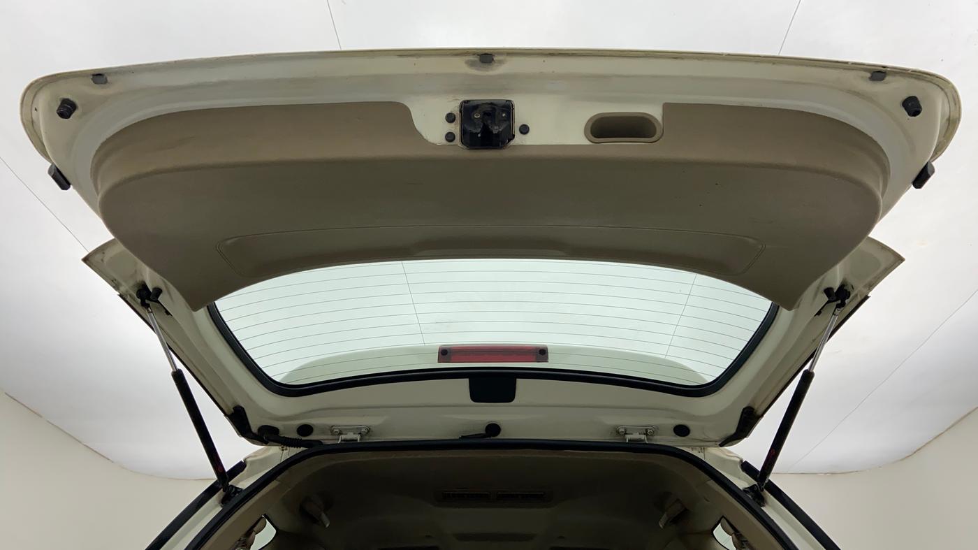 2013 Toyota Fortuner 3.0 AT 4X2, Diesel, Automatic, 1 km, Boot Door Open