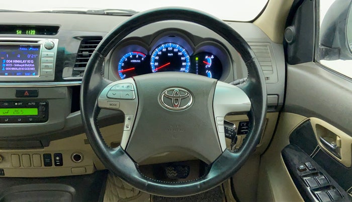 2013 Toyota Fortuner 3.0 AT 4X2, Diesel, Automatic, 1 km, Steering Wheel Close Up
