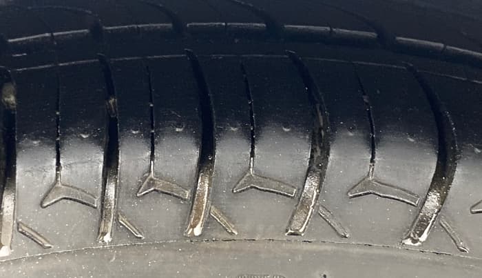 2016 Honda City 1.5L I-VTEC VX CVT, Petrol, Automatic, 1,15,167 km, Right Rear Tyre Tread