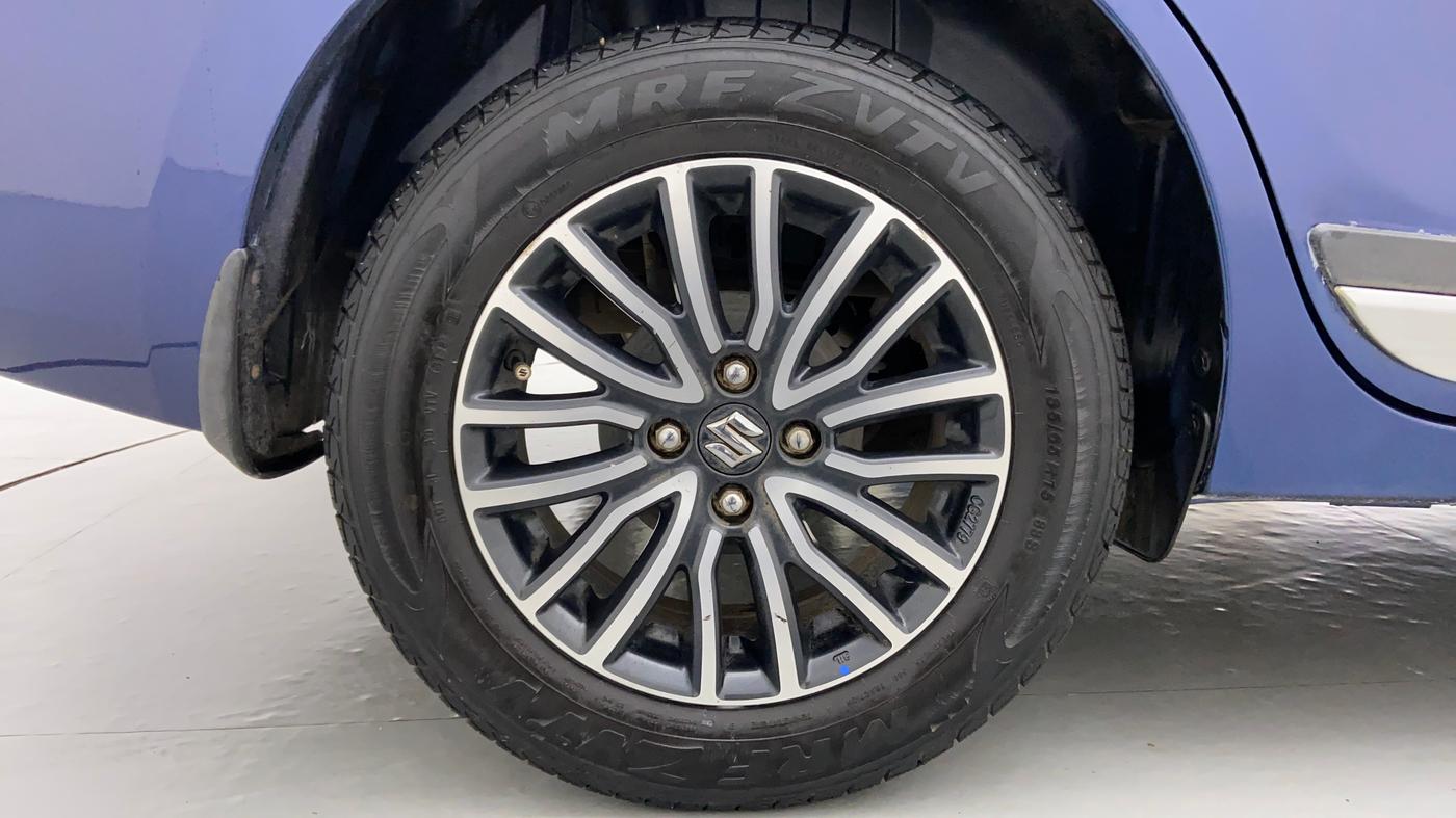 2018 Maruti Dzire ZDI Plus, Diesel, Manual, 52,002 km, Right Rear Wheel