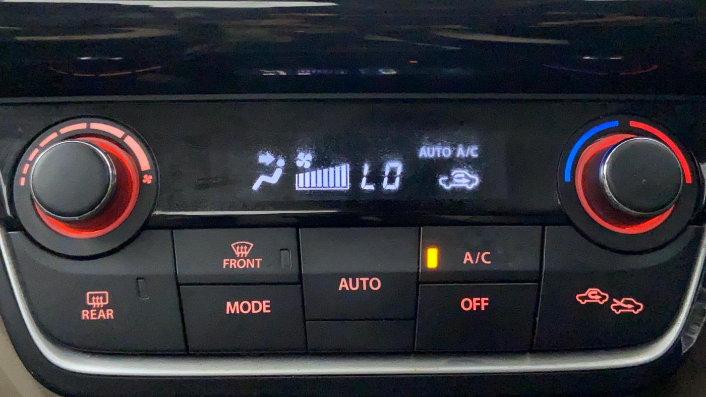 2018 Maruti Dzire ZDI Plus, Diesel, Manual, 52,002 km, Automatic Climate Control