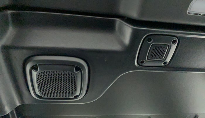 2021 Mahindra Thar LX PETROL HT 4WD AT, Petrol, Automatic, 3,268 km, Speaker