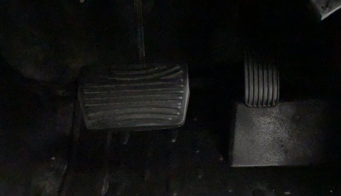 2021 Mahindra Thar LX PETROL HT 4WD AT, Petrol, Automatic, 3,268 km, Pedals