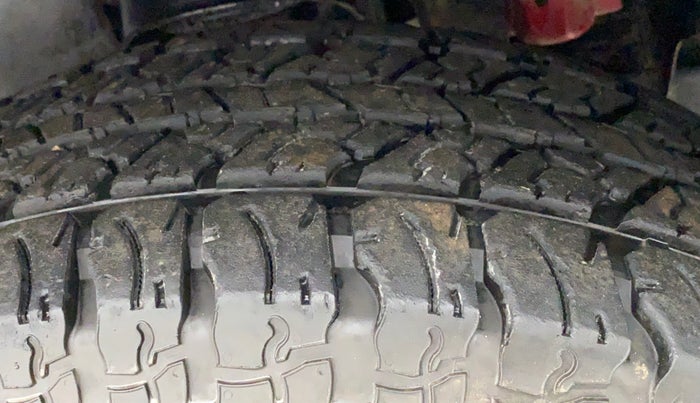 2021 Mahindra Thar LX PETROL HT 4WD AT, Petrol, Automatic, 3,268 km, Right Front Tyre Tread