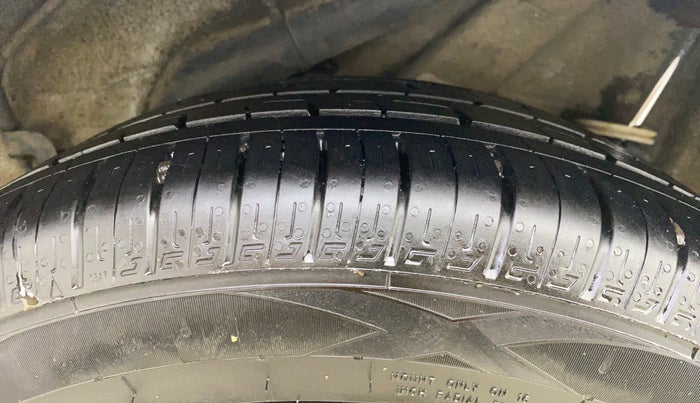 2017 Hyundai Verna 1.6 VTVT SX, Petrol, Manual, 55,098 km, Left Rear Tyre Tread