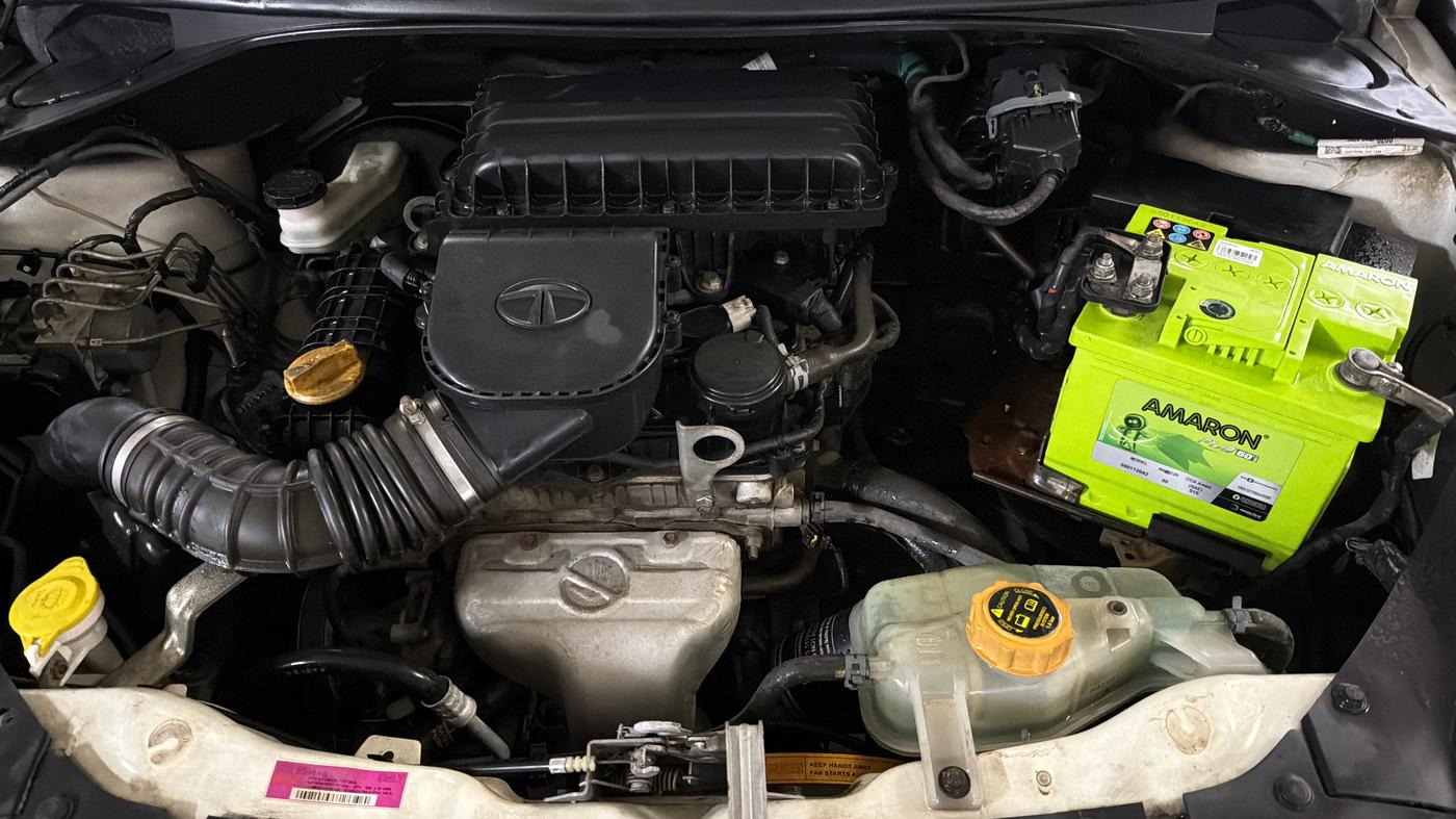 2018 Tata TIAGO NRG PETROL, Petrol, Manual, 68,575 km, Engine View