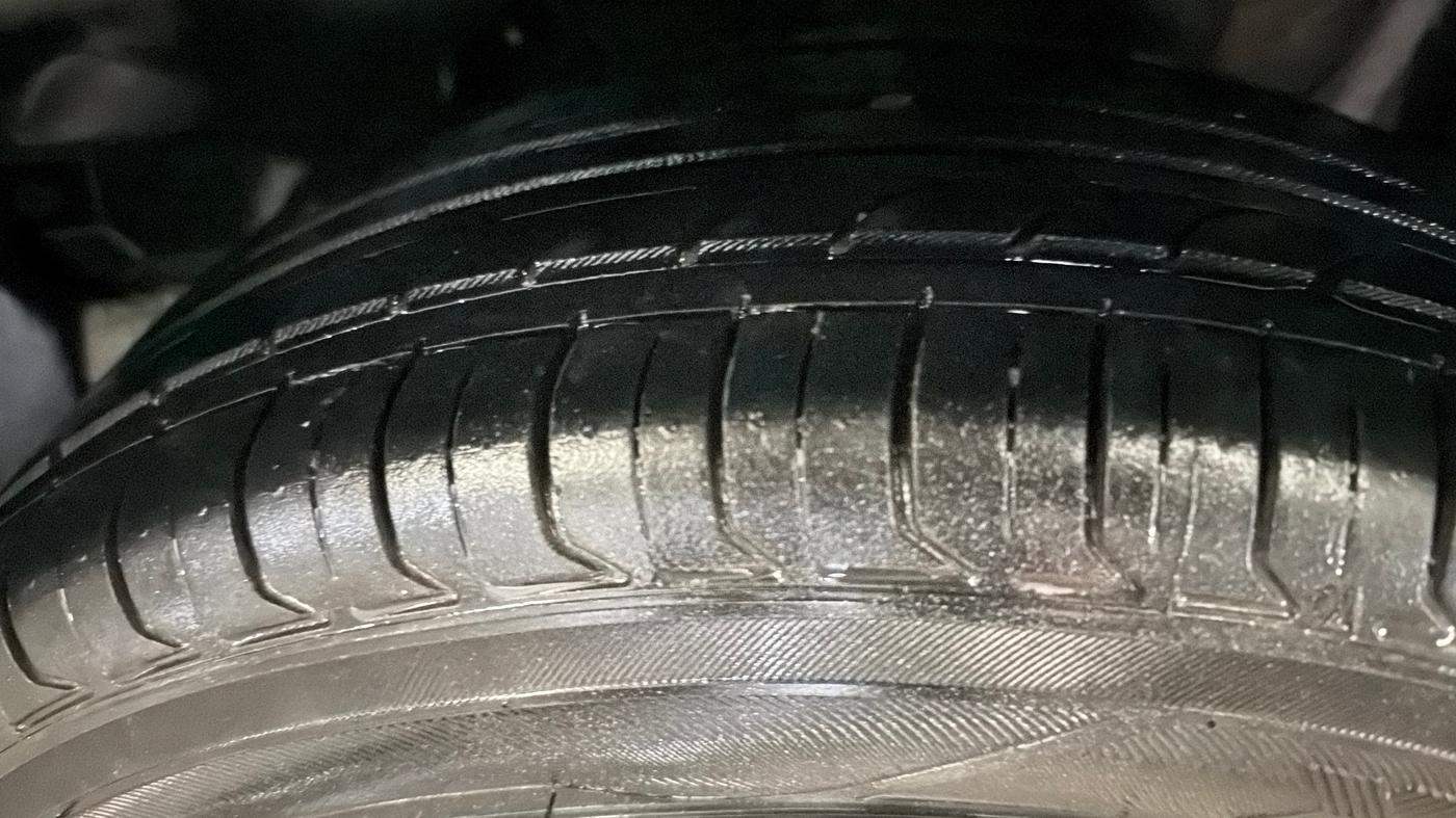 2018 Tata TIAGO NRG PETROL, Petrol, Manual, 68,575 km, Left Rear Tyre Tread
