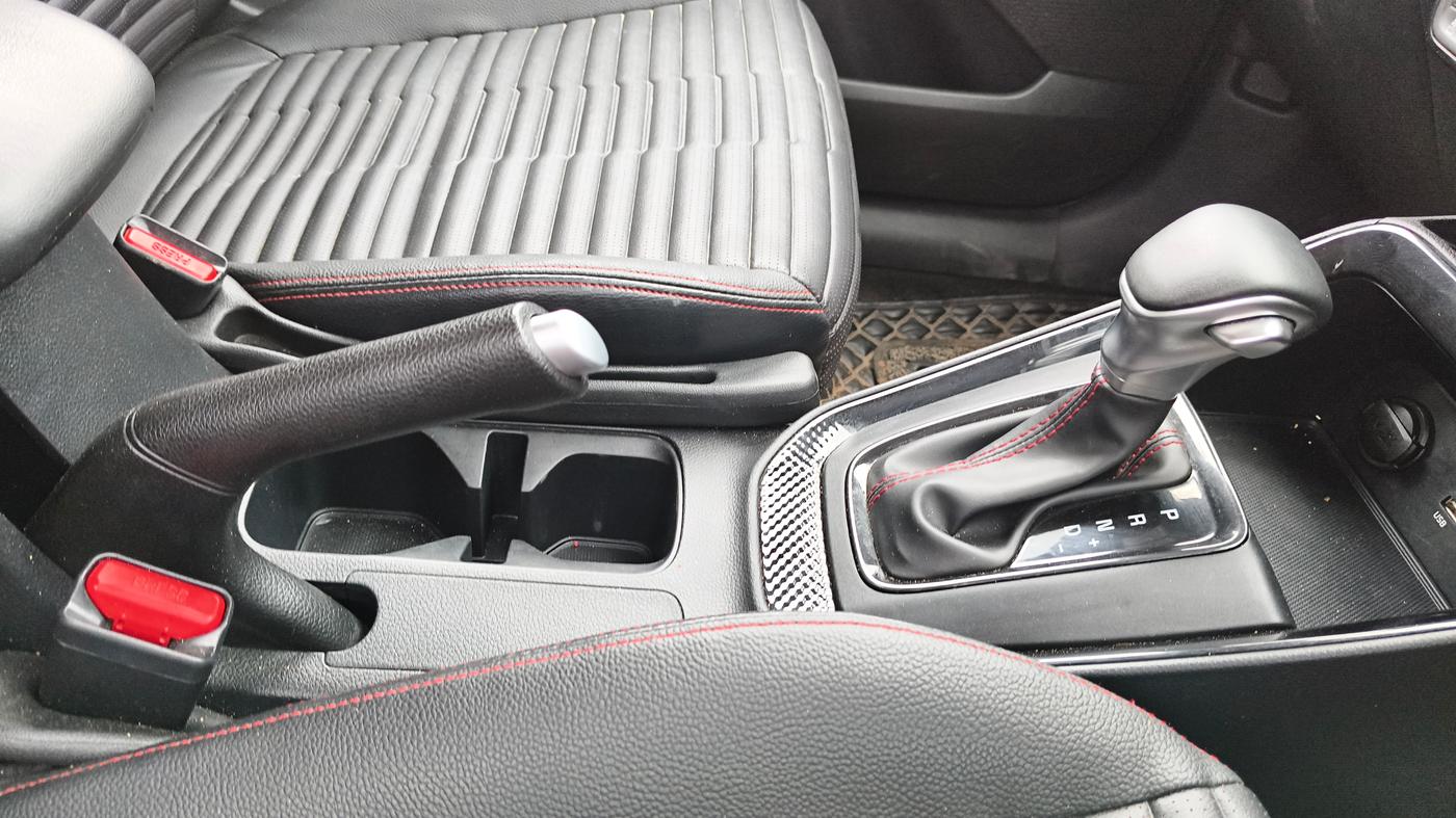 2023 KIA SONET GTX PLUS 1.5 AT, Diesel, Automatic, 32,420 km, Gear Lever