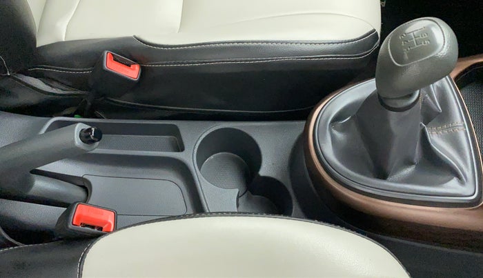 2021 Hyundai AURA S CNG, CNG, Manual, 35,714 km, Gear Lever