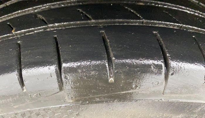 2016 Honda Jazz 1.2L I-VTEC SV, Petrol, Manual, 62,867 km, Left Front Tyre Tread