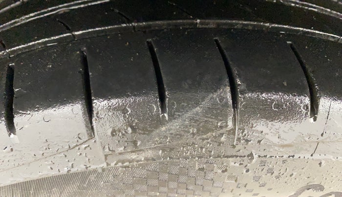 2016 Honda Jazz 1.2L I-VTEC SV, Petrol, Manual, 62,867 km, Right Rear Tyre Tread