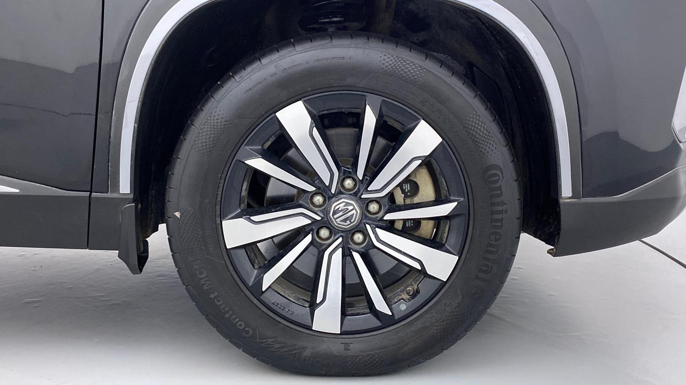 2020 MG HECTOR SHARP DCT PETROL, Petrol, Automatic, 38,687 km, Right Front Wheel