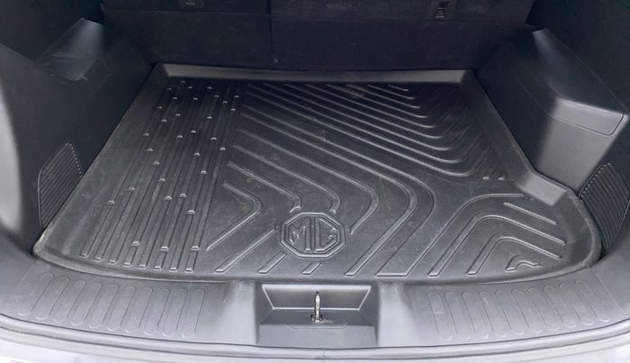 2020 MG HECTOR SHARP DCT PETROL, Petrol, Automatic, 38,687 km, Boot Inside
