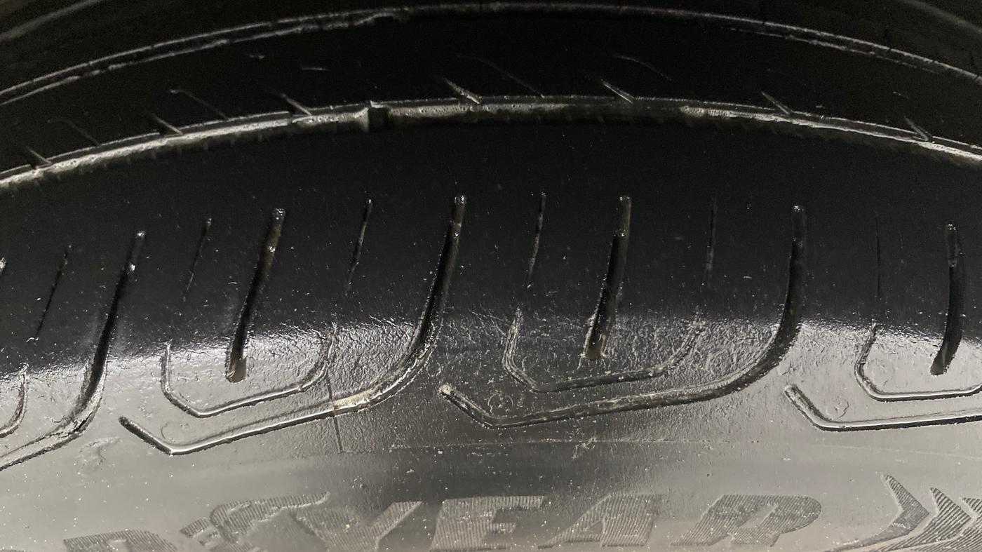 2021 Volkswagen TAIGUN GT PLUS 1.5 TSI DSG, Petrol, Automatic, 68,460 km, Left Rear Tyre Tread