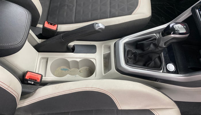 2021 Volkswagen TAIGUN GT PLUS 1.5 TSI DSG, Petrol, Automatic, 68,439 km, Gear Lever