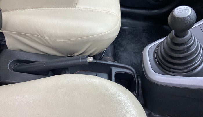 2013 Maruti Ritz VXI BS IV, Petrol, Manual, 87,160 km, Gear Lever