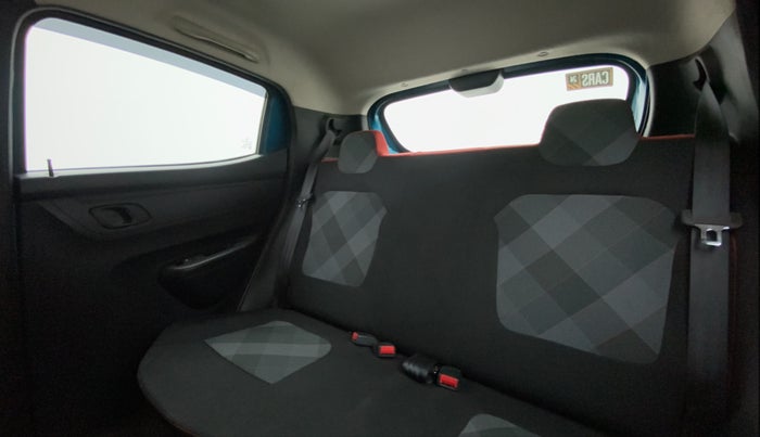 2020 Renault Kwid RXT 1.0 (O), Petrol, Manual, 6,299 km, Right Side Rear Door Cabin
