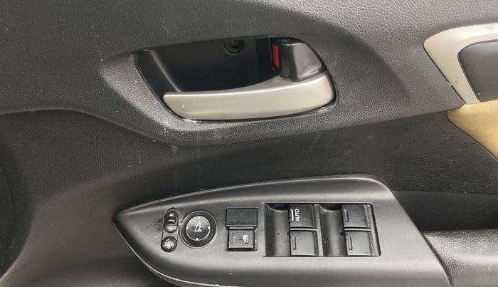 2015 Honda Jazz 1.2L I-VTEC V AT, Petrol, Automatic, 69,468 km, Driver Side Door Panels Control