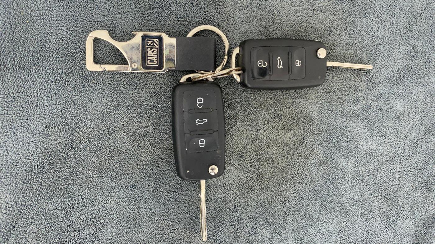 2017 Volkswagen Ameo HIGHLINE DSG 1.5 DIESEL , Diesel, Automatic, 79,210 km, Key Close Up