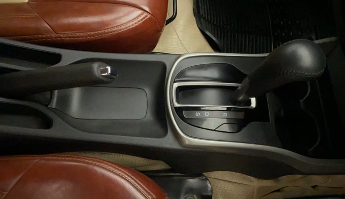 2020 Honda City 1.5L I-VTEC VX CVT, Petrol, Automatic, 26,354 km, Gear Lever