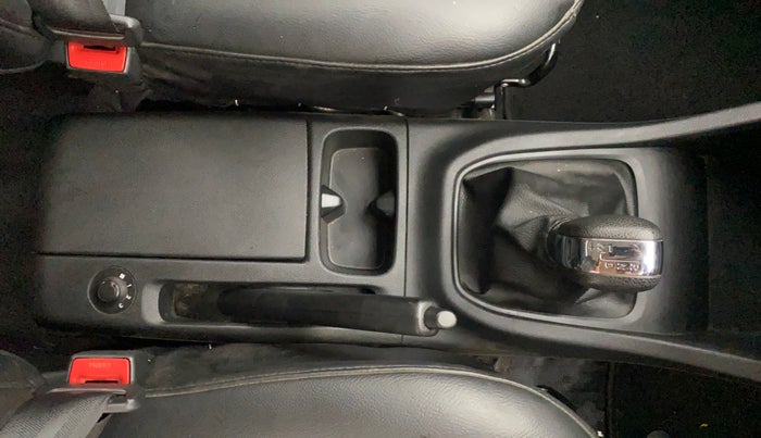 2022 Renault TRIBER RXT AMT, Petrol, Automatic, 45,118 km, Gear Lever