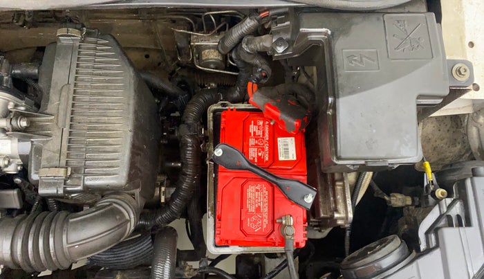 2022 Renault TRIBER RXT AMT, Petrol, Automatic, 45,118 km, Engine View - Left