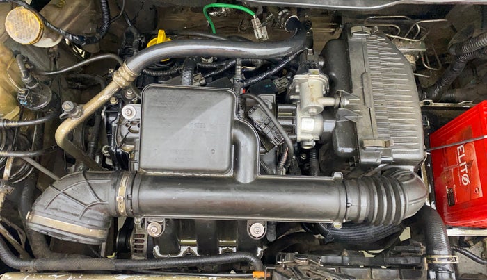 2022 Renault TRIBER RXT AMT, Petrol, Automatic, 45,118 km, Engine View