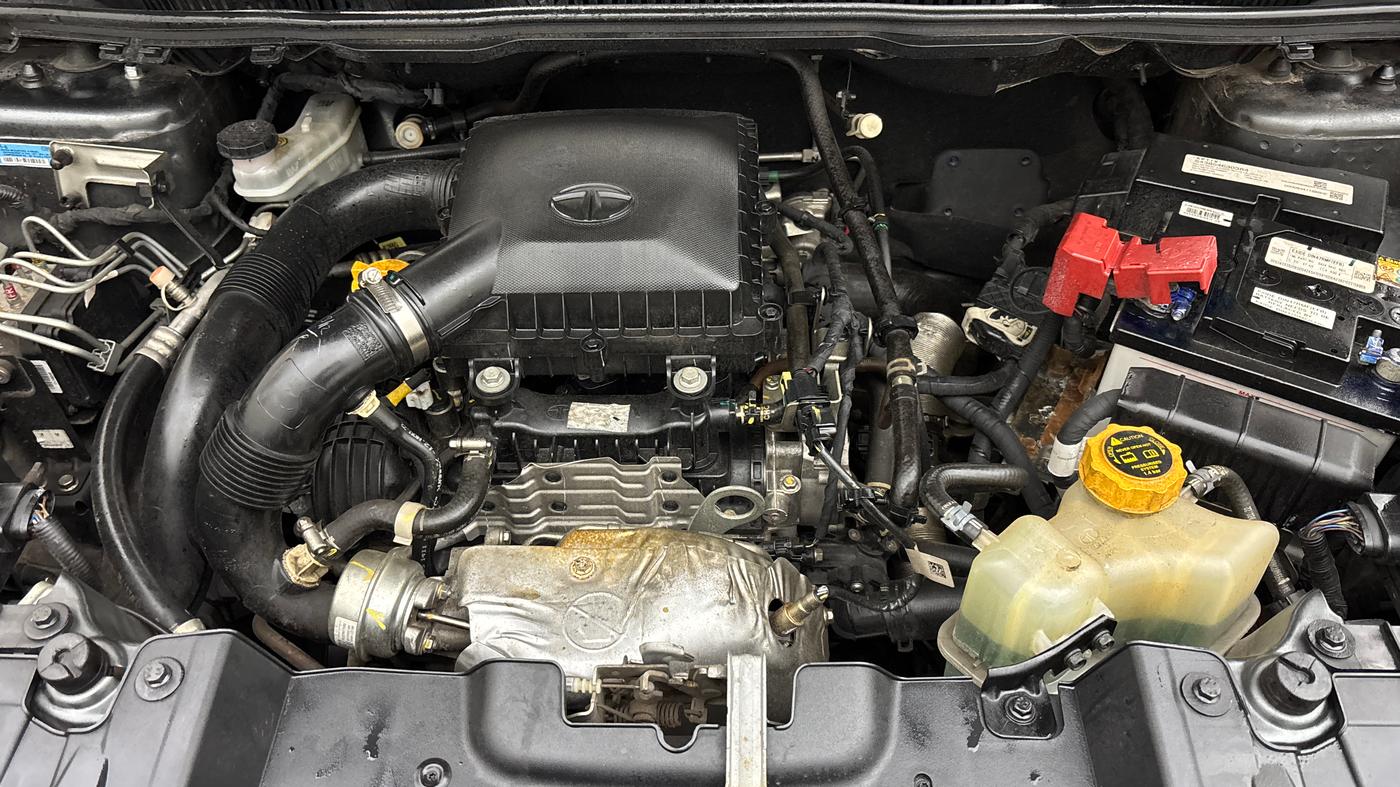 2022 Tata NEXON XZ PLUS PETROL, Petrol, Manual, 32,765 km, Engine View