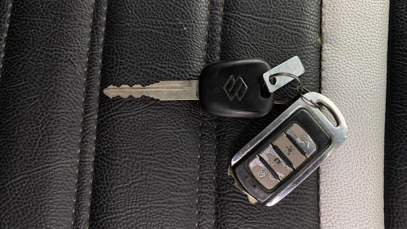 2014 Maruti Ritz VXI, Petrol, Manual, 94,816 km, Key Close Up
