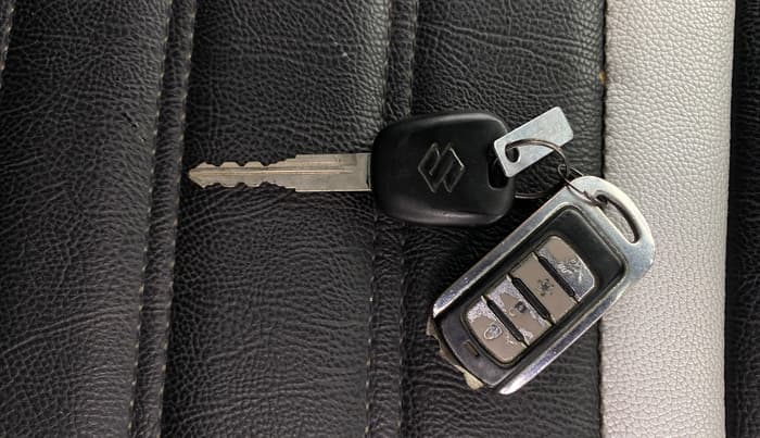 2014 Maruti Ritz VXI, Petrol, Manual, 94,816 km, Key Close Up