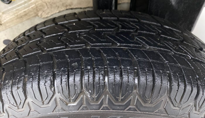 2011 Toyota Etios G, Petrol, Manual, 85,630 km, Left Rear Tyre Tread